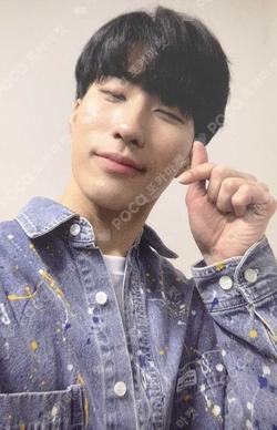 Planet Nine : VOYAGER MUSIC KOREA HARIN photocard image