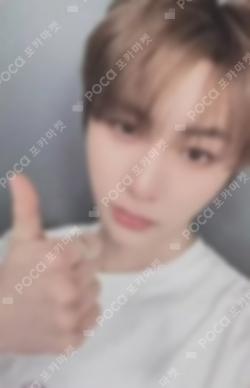 The Action hello82 TAESAN photocard image