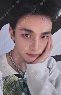 Stray Kids World Tour dominATE : celebrATE REWARD HYUNJIN photocard image