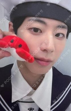 WHO WE ARE BEATROAD JEONGWOO photocard image