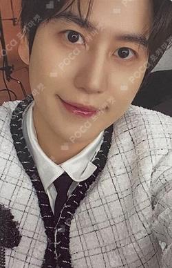 18th Anniversary GLOW-IN-THE-DARK STICKER & Photo Card Set KYUHYUN photocard image