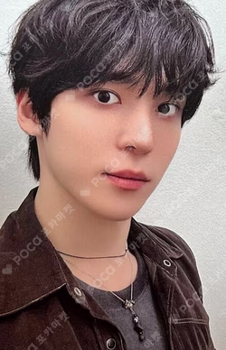 ATEEZ 7TH ANNIVERSARY OFFICIAL POP-UP '8ROOM' RANDOM PHOTOCARD PACK ver.B YUNHO photocard image