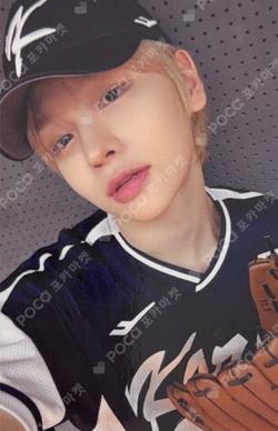 I did it. MAKESTAR CHUYOOCHAN photocard image