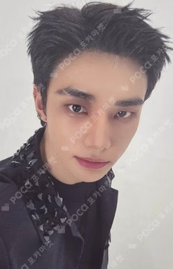 Stray Kids World Tour dominATE : celebrATE STAY ZONE HYUNJIN photocard image