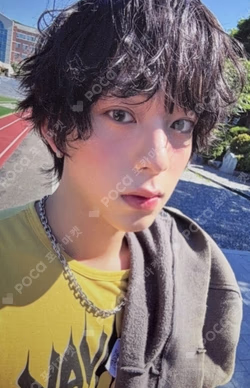 WHO WE ARE QR ALBUM Ver. CHIHEN photocard image