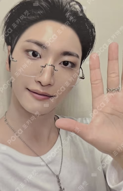 ATEEZ 7TH ANNIVERSARY OFFICIAL POP-UP '8ROOM' RANDOM PHOTOCARD PACK ver.B