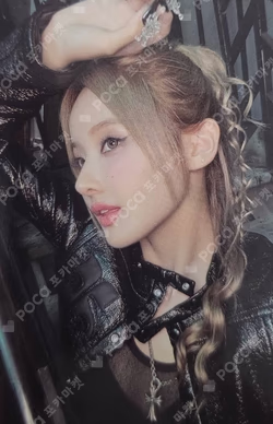 KISS OF LIFE X Rockfish Weatherwear X MUSINSA POP-UP Store PAPER INCENSE BELLE photocard image