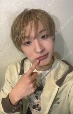 My First Flip SOUND WAVE Donghwa photocard image