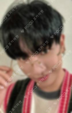 No Genre YIZHIYU JAEHYUN photocard image