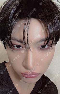 ATEEZ 7TH ANNIVERSARY OFFICIAL POP-UP '8ROOM' RANDOM PHOTOCARD PACK ver.B SEONGHWA photocard image