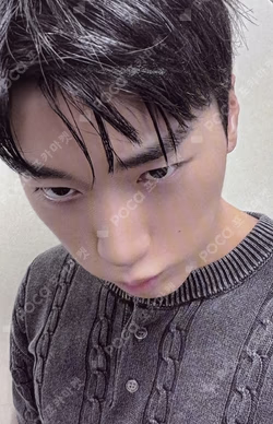 ATEEZ 7TH ANNIVERSARY OFFICIAL POP-UP '8ROOM' RANDOM PHOTOCARD PACK ver.B SAN photocard image