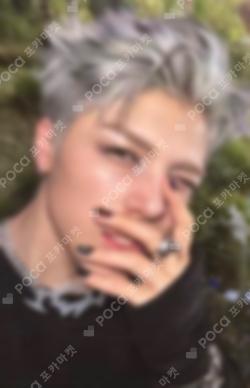 Back to Life ROAR ver. MAKI photocard image