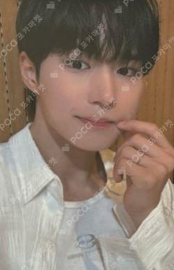 BOYS II PLANETArchive Exhibition ‘AFTER, JOURNEY’ HOLDER & PHOTOCARD SET JUNSEO photocard image