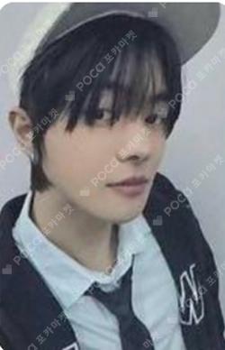 BOYS II PLANETArchive Exhibition ‘AFTER, JOURNEY’ HOLDER &  PHOTOCARD SET LEO photocard image