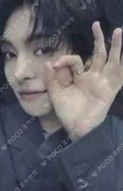 BOYS II PLANETArchive Exhibition ‘AFTER, JOURNEY’ HOLDER &  PHOTOCARD SET LEO photocard image