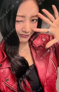 TEN: The Story Goes On Cast Ver. Blue Dream Media JIHYO photocard image