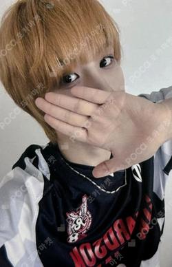 WHO WE ARE BROADCAST JUWON photocard image