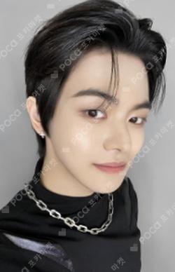 BOYS II PLANETArchive Exhibition ‘AFTER, JOURNEY’ HOLDER & PHOTOCARD SET LEO photocard image