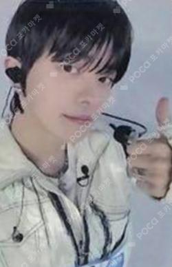 BOYS II PLANETArchive Exhibition ‘AFTER, JOURNEY’ HOLDER & PHOTOCARD SET LEO photocard image