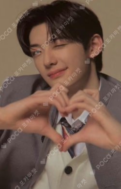 BOYS II PLANETArchive Exhibition ‘AFTER, JOURNEY’ HOLDER &  PHOTOCARD SET SANGHYEON photocard image