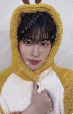 My First Flip MAKESTAR Minje photocard image