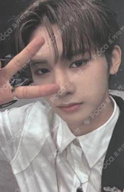 BOYS II PLANETArchive Exhibition ‘AFTER, JOURNEY’ HOLDER &  PHOTOCARD SET ANXIN photocard image