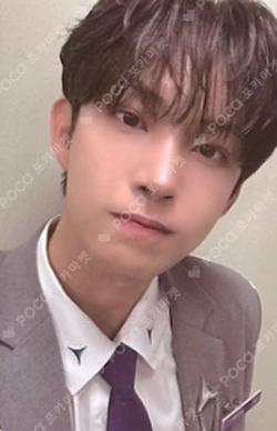 BOYS II PLANETArchive Exhibition ‘AFTER, JOURNEY’ HOLDER &  PHOTOCARD SET GEONWOO photocard image