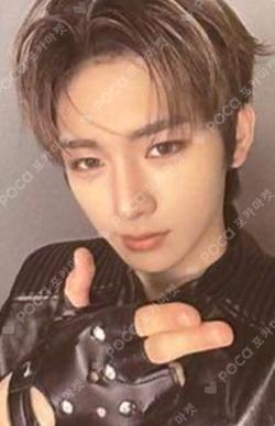 BOYS II PLANETArchive Exhibition ‘AFTER, JOURNEY’ HOLDER & PHOTOCARD SET ANXIN photocard image