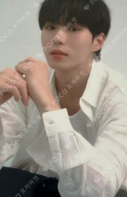 BOYS II PLANETArchive Exhibition ‘AFTER, JOURNEY’ HOLDER &  PHOTOCARD SET JUNSEO photocard image