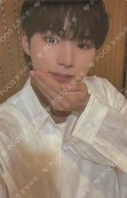 BOYS II PLANETArchive Exhibition ‘AFTER, JOURNEY’ HOLDER &  PHOTOCARD SET JUNSEO photocard image