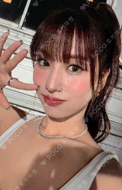 TEN: The Story Goes On Cast Ver. Blue Dream Media MOMO photocard image