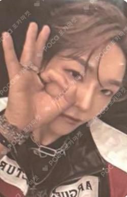 BOYS II PLANETArchive Exhibition ‘AFTER, JOURNEY’ HOLDER & PHOTOCARD SET XINLONG photocard image