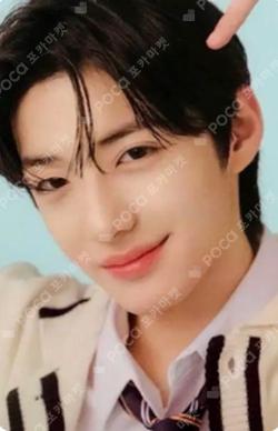 BOYS II PLANETArchive Exhibition ‘AFTER, JOURNEY’ HOLDER &  PHOTOCARD SET SANGHYEON photocard image