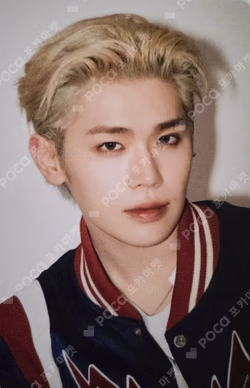 ICONIK TOWER RECORDS KIM TAERAE photocard image