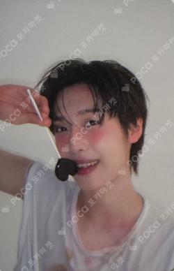 LXVE to DEATH MUSICPLANT Gaon photocard image