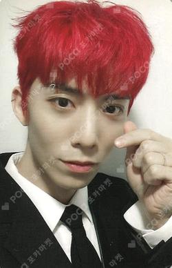 THE PIECE OF9 YIZHIYU WINNER HWIYOUNG photocard image