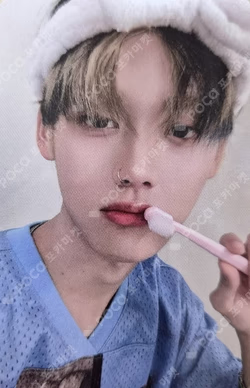 ONE FACT EVERLINE TAG photocard image