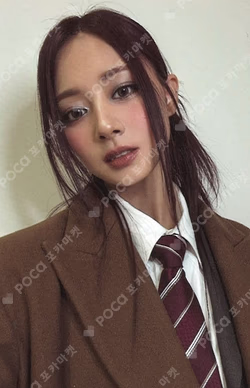 TEN: The Story Goes On Cast Ver. TZUYU photocard image