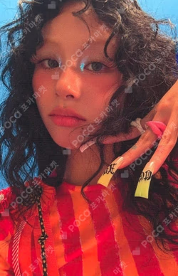 LIL FANTASY vol.1 MUSIC KOREA CHAEYOUNG photocard image