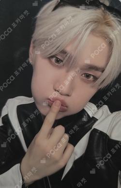 ICONIK CD SHOP LUCKY DRAW KIM TAERAE photocard image