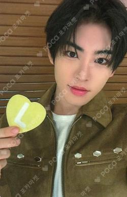 My First Flip WITHMUU LUCKY DRAW Minje photocard image