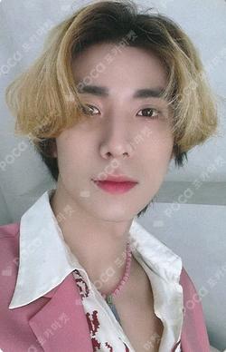 2023 SEASON’S GREETINGS - A DREAMY FANTASY FNC STORE HWIYOUNG photocard image