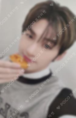 TRY WITH US YIZHIYU JIHOON photocard image