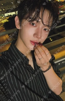 LOVE ANECDOTE(S) Cheeky Ver. YOOSEUNGEON photocard image