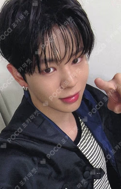 LOVE ANECDOTE(S) JUMP UP