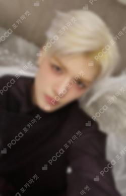 Back to Life Photocard Box Weverse Albums ver. MAKI photocard image