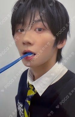 WHO WE ARE 1st music HAN photocard image