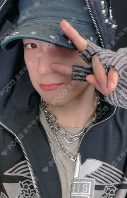 a;effect Whoop Japan Store HYUNJAE photocard image