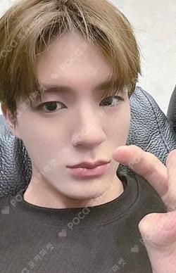 Go Back To The Future fromm store JENO photocard image