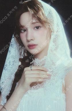 2025 Kep1er CONCERT TOUR [Into The Orbit : Kep1asia] in SEOUL Random Trading Card HUENING BAHIYYIH photocard image